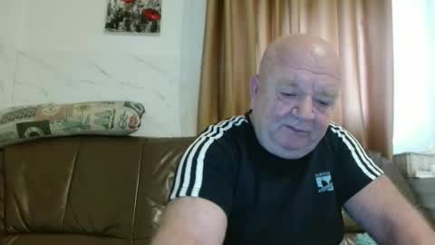 fullballs6 online show from February 13, 7:47 am