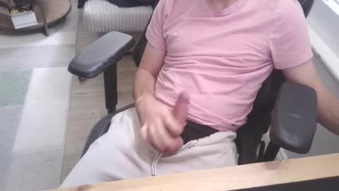 Snapshot of funkybits chatting on October 28, 11:01 am funkybits online show from October 28, 11:01 am