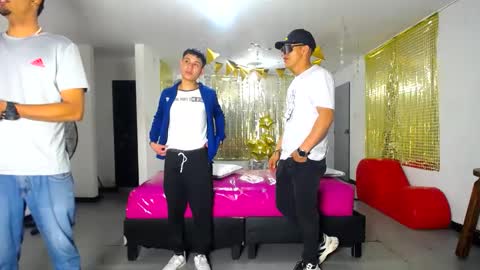 Snapshot of fyotty chatting on February 22, 6:37 pm FYOTTY online show from February 22, 6:37 pm