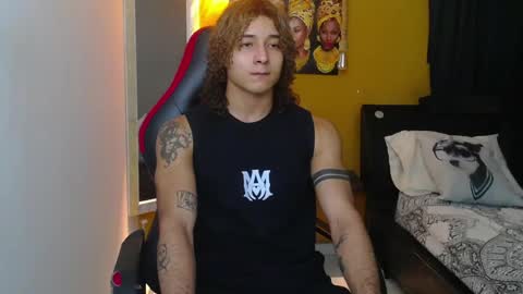 Snapshot of gael__david chatting on February 24, 2:40 am Gael online show from February 24, 2:40 am