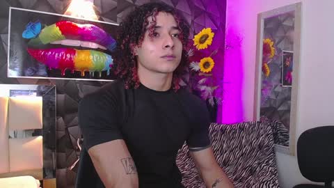 Snapshot of gael__david chatting on January 23, 2:55 am Gael online show from January 23, 2:55 am