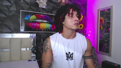 Snapshot of gael__david chatting on January 13, 5:12 am Gael online show from January 13, 5:12 am