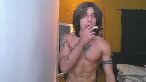 Snapshot of gael__david chatting on February 13, 5:48 am Gael online show from February 13, 5:48 am