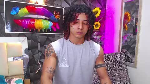 Snapshot of gael__david chatting on February 2, 2:38 am Gael online show from February 2, 2:38 am