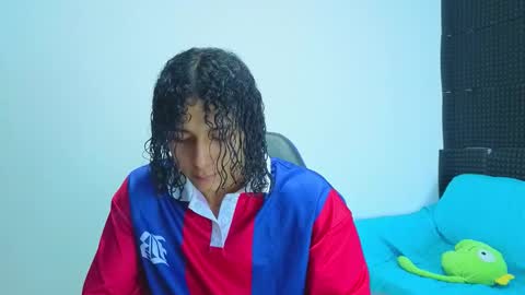 Snapshot of gael__david chatting on October 10, 5:23 am Gael online show from October 10, 5:23 am