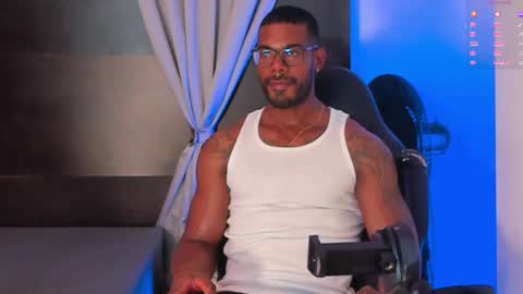 Alejo  online show from October 6, 1:10 am