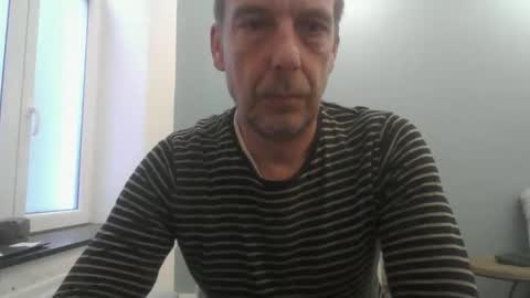 garou75 online show from December 2, 8:17 am