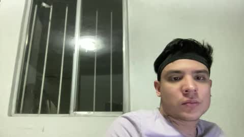 garypinepineapple online show from April 21, 5:57 am