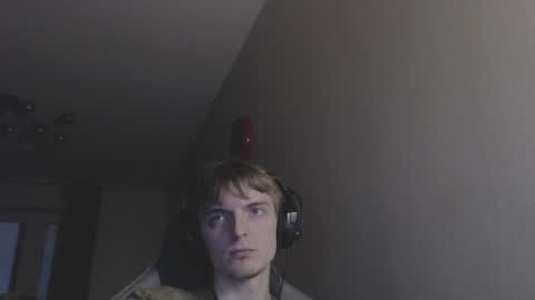 Snapshot of gasturfahe chatting on December 6, 1:44 pm gasturfahe online show from December 6, 1:44 pm