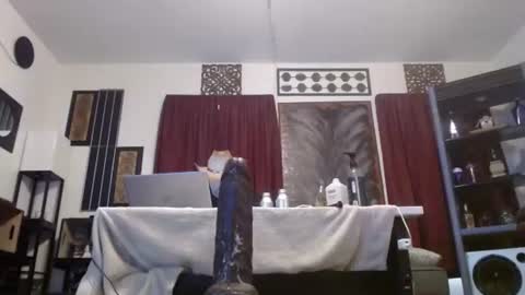 gatewaylaptop2019 online show from March 29, 9:04 pm