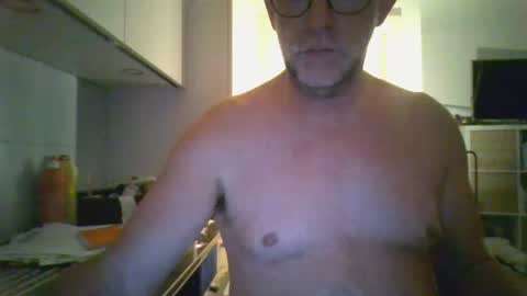 gaulis72 online show from January 2, 9:50 pm