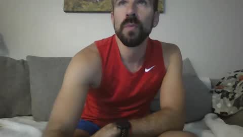 Snapshot of gavintaylor chatting on October 7, 10:03 pm gavintaylor online show from October 7, 10:03 pm