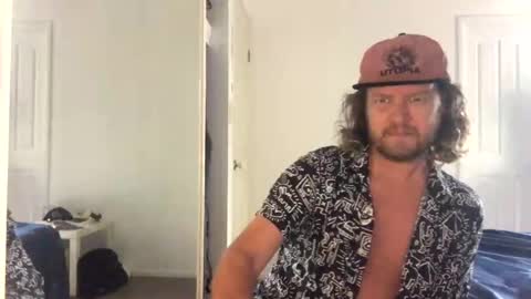 gcsurfer81 online show from March 2, 6:47 am