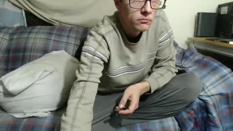 Snapshot of gdanch chatting on January 30, 11:22 am G online show from January 30, 11:22 am