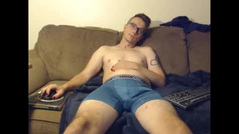 Snapshot of gdanch chatting on October 8, 3:33 am G online show from October 8, 3:33 am