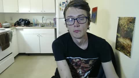 Snapshot of gdanch chatting on January 5, 12:52 am G online show from January 5, 12:52 am