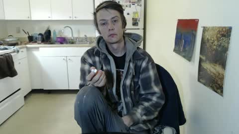 Snapshot of gdanch chatting on January 5, 1:15 pm G online show from January 5, 1:15 pm