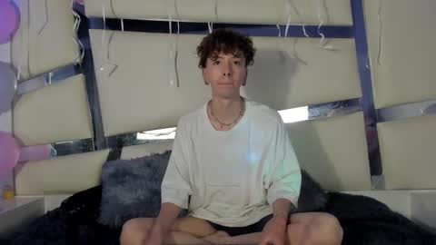 genesis_js online show from November 10, 4:06 am