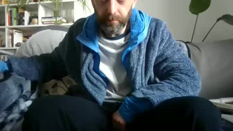 Snapshot of geon2xx chatting on October 30, 11:33 am Geon online show from October 30, 11:33 am