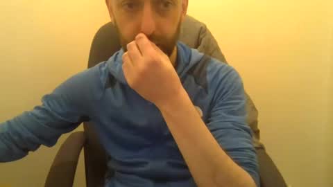 Snapshot of geon2xx chatting on February 11, 3:29 pm Geon online show from February 11, 3:29 pm