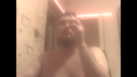 Snapshot of george84xxx chatting on January 20, 6:21 pm GeOOXXX online show from January 20, 6:21 pm