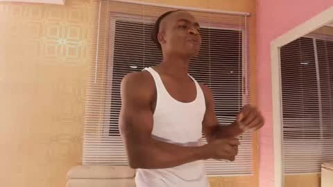 G E O R G E online show from November 8, 5:10 am