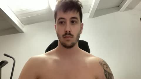 georgebutton77 online show from June 6, 1:28 pm