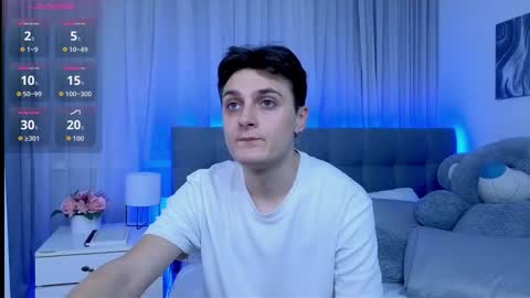 Alex online show from November 28, 7:05 pm