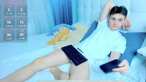 Alex online show from November 19, 10:37 am