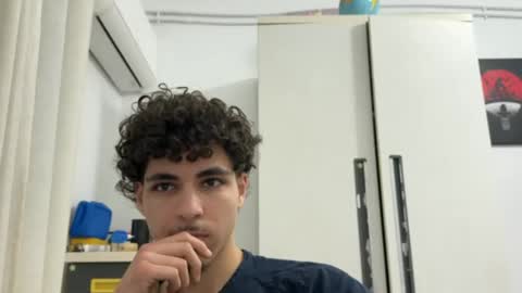 ghilassss online show from February 20, 12:18 am