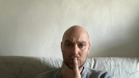 giannipaciotti online show from April 20, 12:08 pm