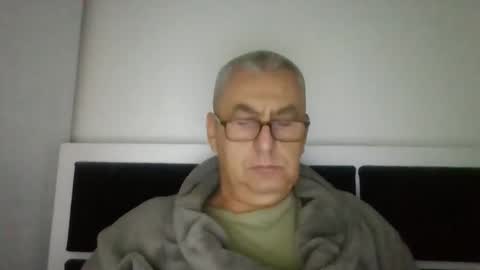 Snapshot of gigi1970 chatting on October 18, 12:43 pm gigi1970 online show from October 18, 12:43 pm