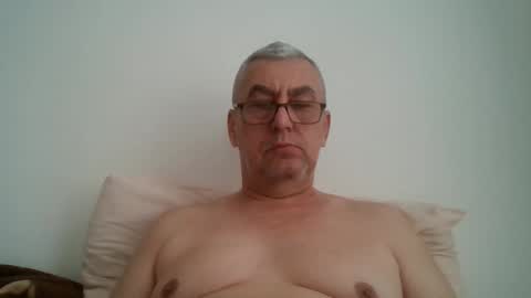 gigi1970 online show from March 21, 10:52 am