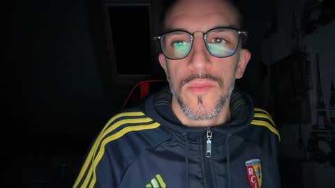 Gigi online show from April 4, 1:46 am