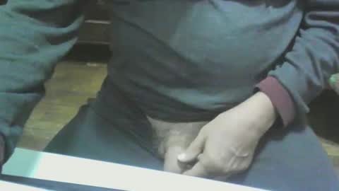 Snapshot of gigione54 chatting on October 9, 4:39 am gigione54 online show from October 9, 4:39 am