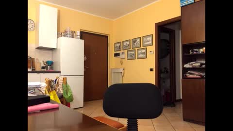 giovanni_1964 online show from April 14, 6:07 pm