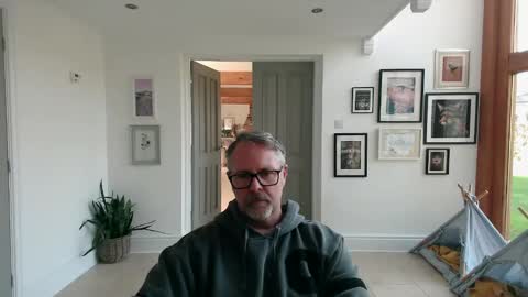 girlsandbikes online show from November 13, 2:11 pm