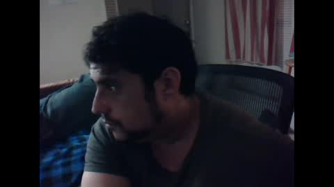 Snapshot of gitmehard008 chatting on December 26, 3:38 am gitmehard008 online show from December 26, 3:38 am