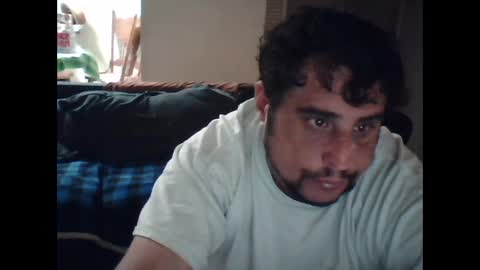 Snapshot of gitmehard008 chatting on December 16, 3:30 am gitmehard008 online show from December 16, 3:30 am