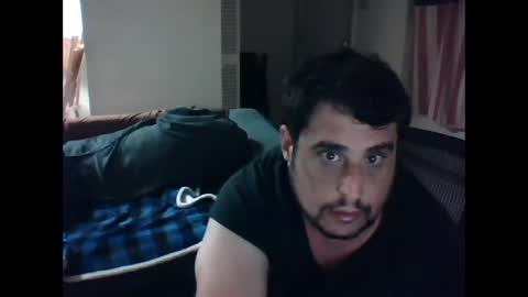 Snapshot of gitmehard008 chatting on December 30, 5:58 am gitmehard008 online show from December 30, 5:58 am