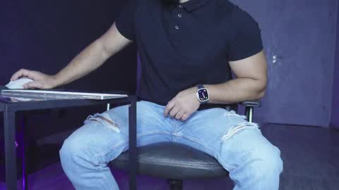 Matthew .. for short call me Matt online show from December 21, 3:58 am