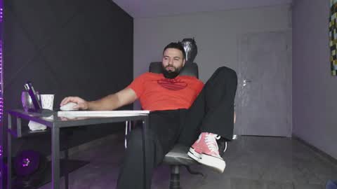 Matthew .. for short call me Matt online show from November 26, 4:26 am