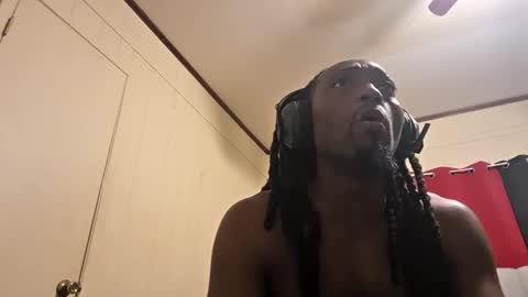 glomightyj online show from December 17, 5:36 am