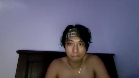 gnik8124 online show from April 4, 5:15 am