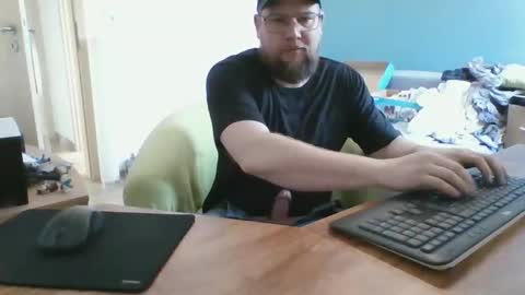 gnik_labinnah online show from March 24, 4:01 pm