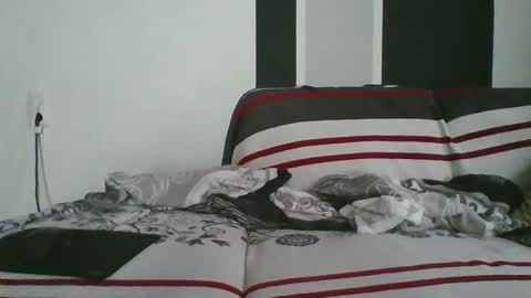 gnik_labinnah online show from February 7, 12:23 pm