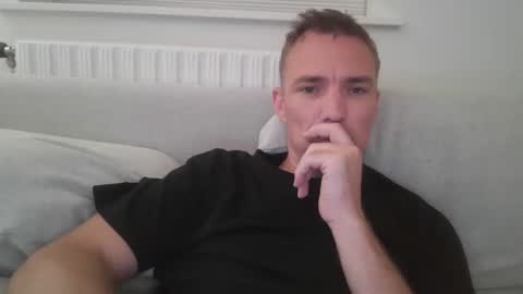 Snapshot of gnusmas4you chatting on October 11, 10:47 pm Gnusmas4you online show from October 11, 10:47 pm