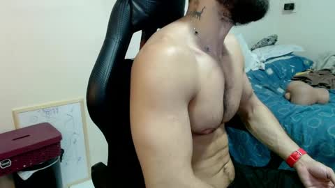 god hunkules online show from April 21, 3:34 am