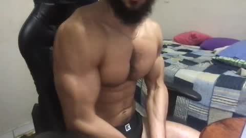 god hunkules online show from December 22, 6:15 pm