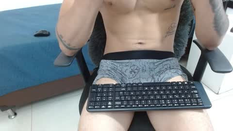   online show from April 7, 7:47 pm